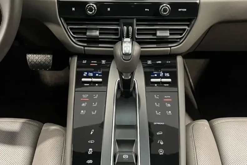 Porsche Macan din 2022 cu 37.000 km - oferta POR125766 - foto 13