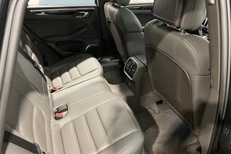 Porsche Macan din 2022 cu 37.000 km - oferta POR125766 - foto 22