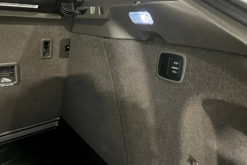 Porsche Macan din 2022 cu 37.000 km - oferta POR125766 - foto 25