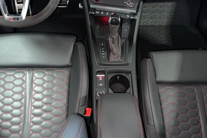 Audi RSQ3 din 2023 cu 9.081 km - oferta AUD125767 - foto 13