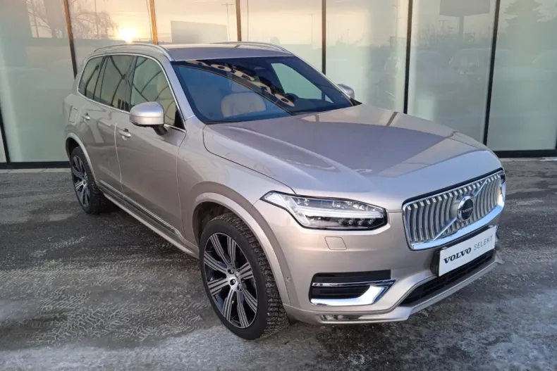 Volvo XC90 din 2023 cu 15.600 km - oferta VOL125768 - foto 3