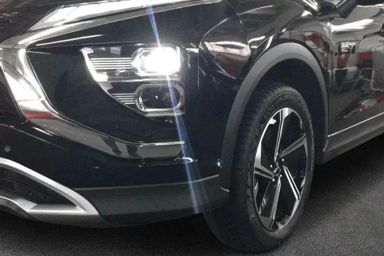 Mitsubishi Eclipse Cross din 2022 cu 14.330 km - oferta MIT125773 - foto 5