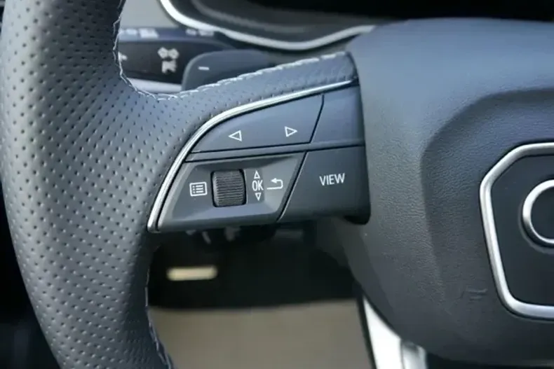 Audi Q5 din 2023 cu 10 km - oferta AUD125774 - foto 12