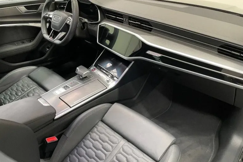 Audi RS6 din 2021 cu 57.900 km - oferta AUD125775 - foto 11