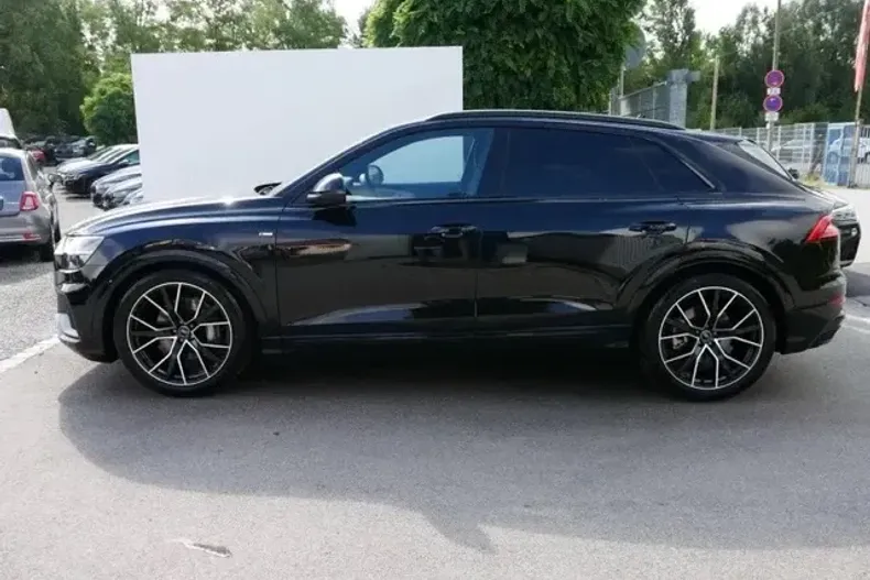 Audi Q8 din 2023 cu 10 km - oferta AUD125777 - foto 4