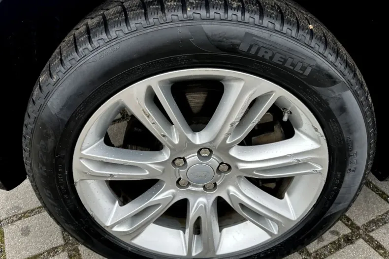 Land Rover Range Rover Velar din 2023 cu 22.800 km - oferta LAN125779 - foto 15