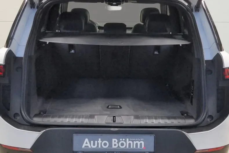 Land Rover Range Rover Sport din 2024 cu 3.500 km - oferta LAN125781 - foto 4