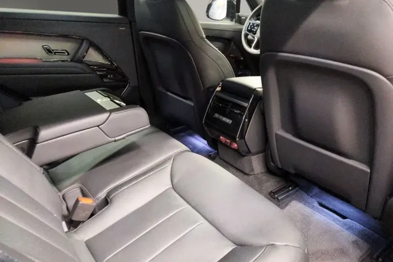 Land Rover Range Rover Sport din 2024 cu 3.500 km - oferta LAN125781 - foto 11