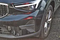 Volvo XC40 din 2023 cu 34.733 km - oferta VOL125784 - foto 2