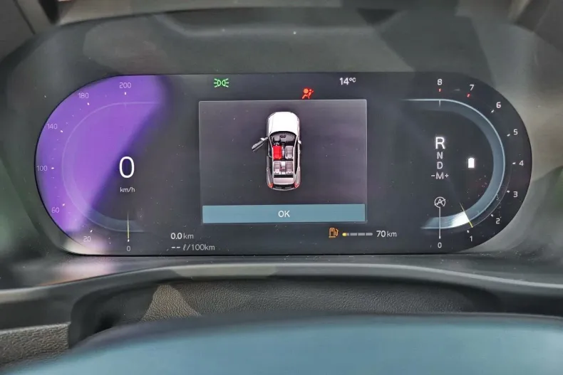 Volvo XC40 din 2023 cu 34.733 km - oferta VOL125784 - foto 6