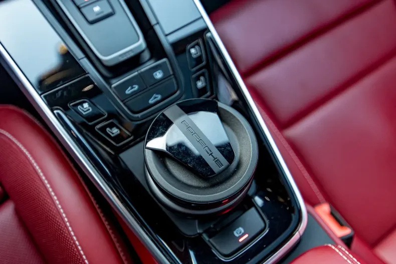 Porsche 992 din 2022 cu 17.500 km - oferta POR125786 - foto 37