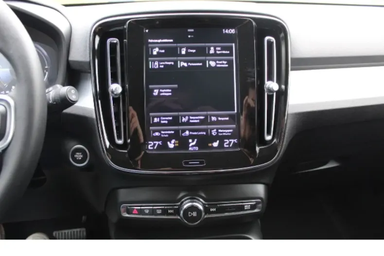 Volvo XC40 din 2021 cu 43.000 km - oferta VOL125787 - foto 11