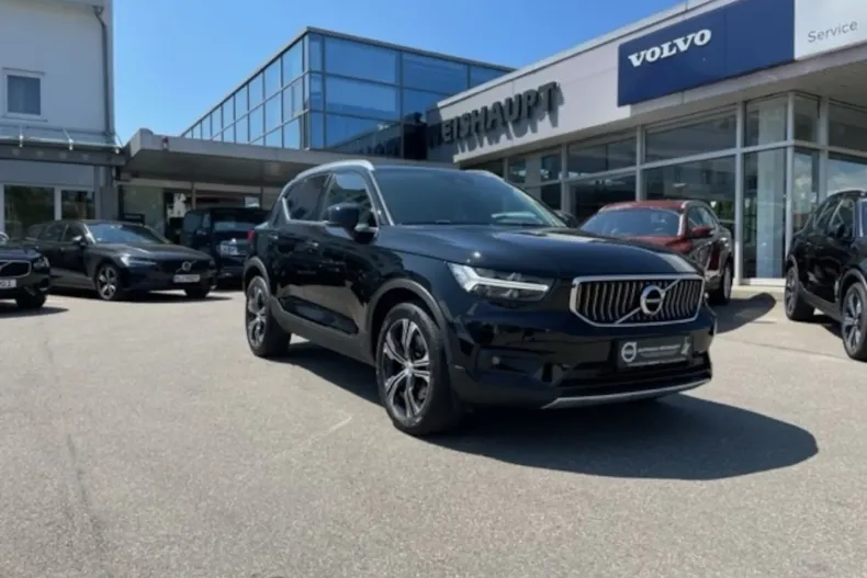 Volvo XC40 din 2020 cu 62.000 km - oferta VOL125788 - foto 1
