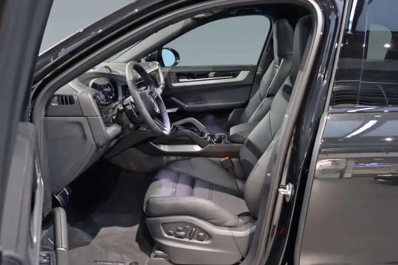 Porsche Cayenne din 2024 cu 15 km - oferta POR125789 - foto 8