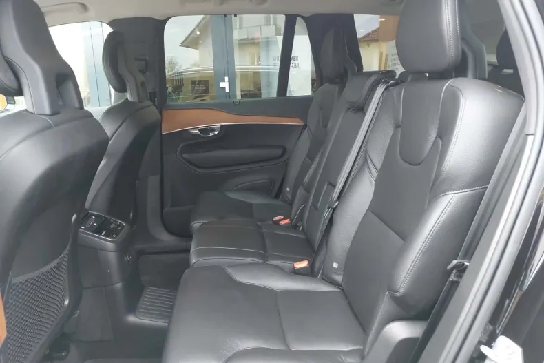 Volvo XC90 din 2021 cu 49.950 km - oferta VOL125790 - foto 7