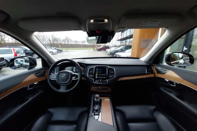 Volvo XC90 din 2021 cu 49.950 km - oferta VOL125790 - foto 13