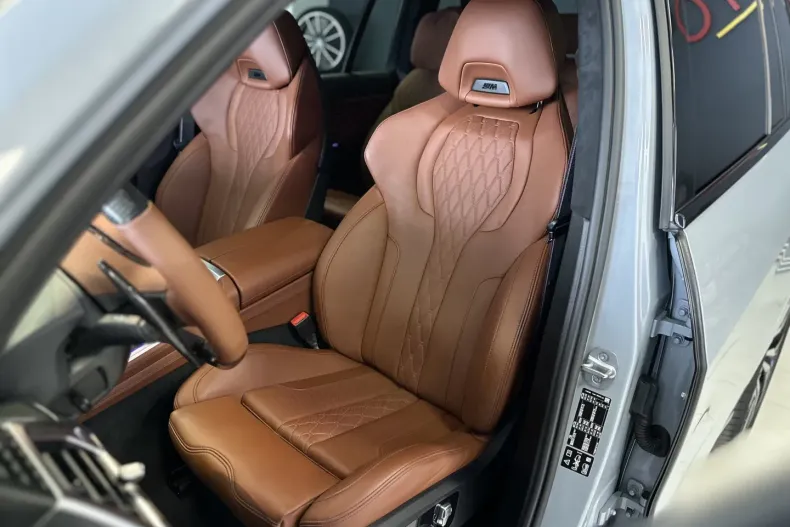 BMW X7 din 2023 cu 12.000 km - oferta BMW125791 - foto 11