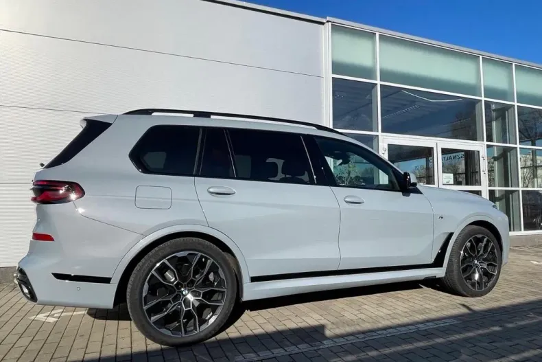 BMW X7 din 2023 cu 4.100 km - oferta BMW125792 - foto 4
