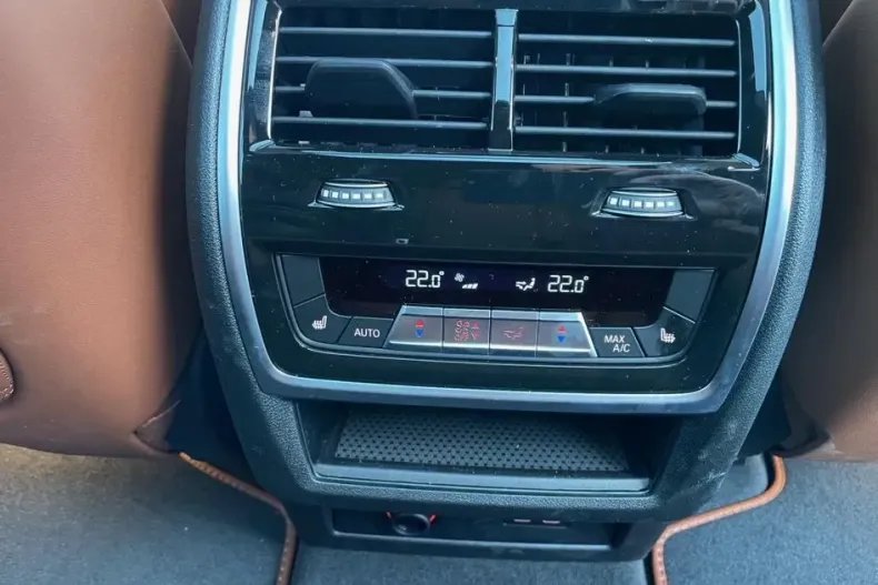 BMW X7 din 2023 cu 4.100 km - oferta BMW125792 - foto 14