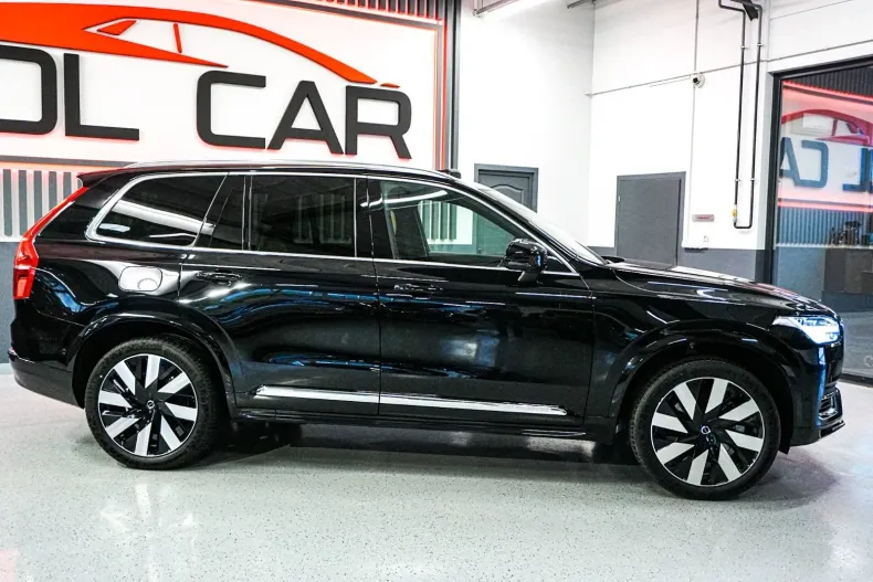 Volvo XC90 din 2023 cu 400 km - oferta VOL125798 - foto 3