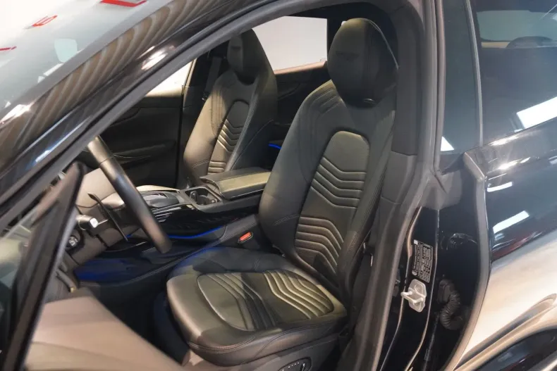 Aston Martin DBX din 2022 cu 36.500 km - oferta AST125800 - foto 9