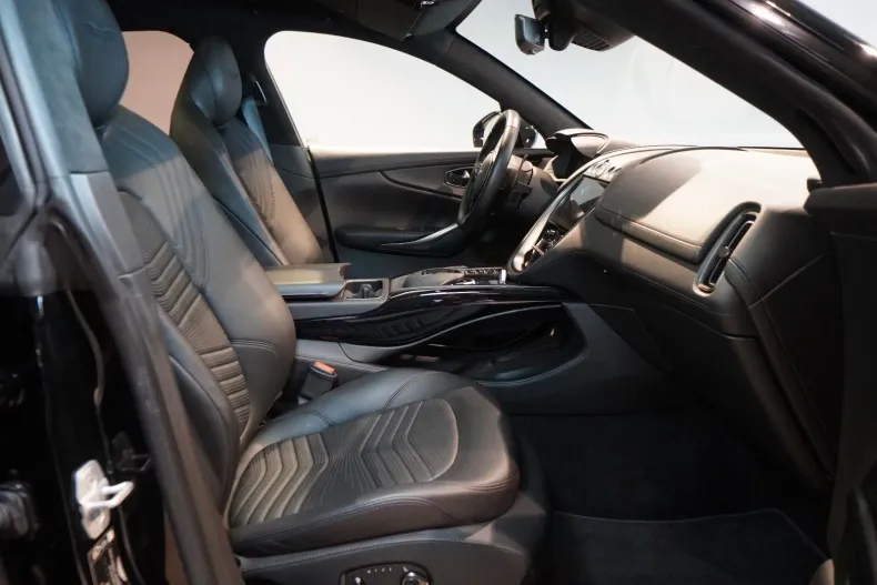 Aston Martin DBX din 2022 cu 36.500 km - oferta AST125800 - foto 10