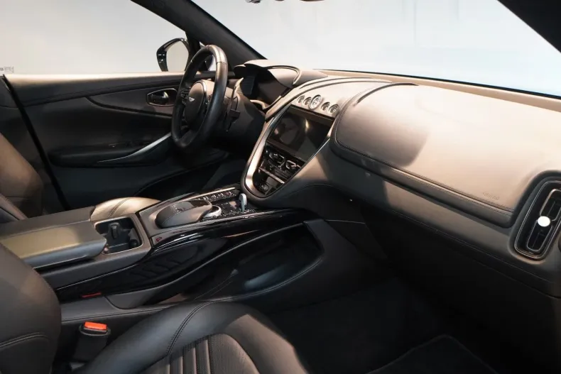 Aston Martin DBX din 2022 cu 36.500 km - oferta AST125800 - foto 11