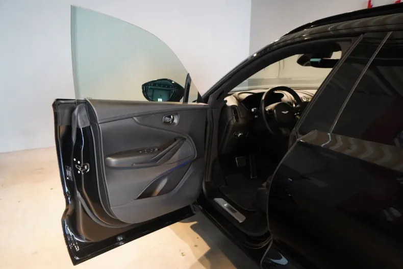 Aston Martin DBX din 2022 cu 36.500 km - oferta AST125800 - foto 14