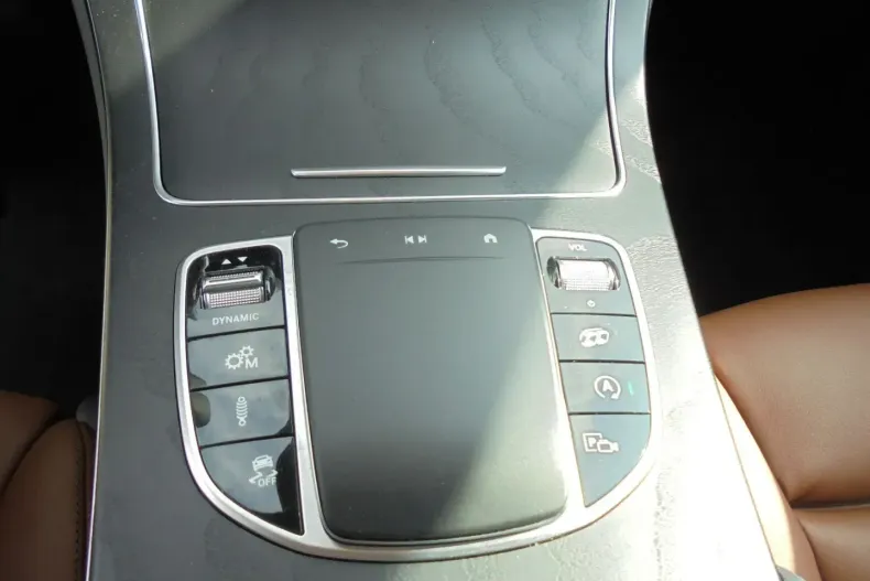 Mercedes-Benz GLC 43 AMG din 2022 cu 17.500 km - oferta MER125818 - foto 11