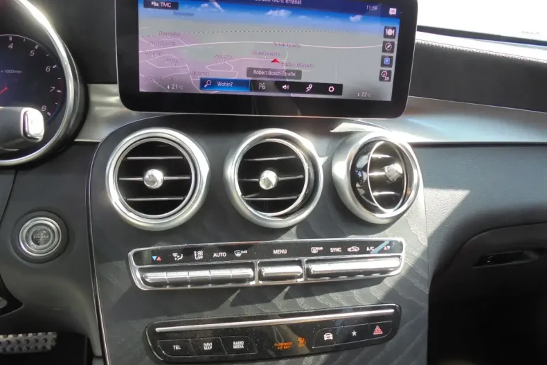 Mercedes-Benz GLC 43 AMG din 2022 cu 17.500 km - oferta MER125818 - foto 12