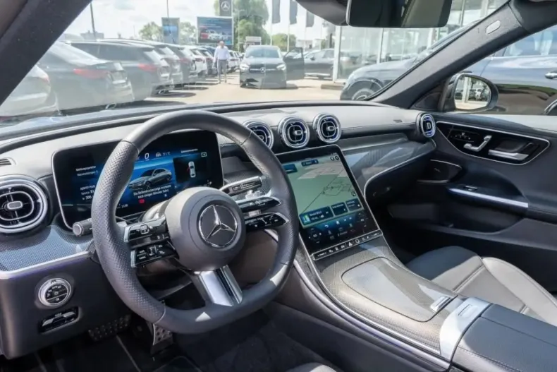 Mercedes-Benz C 300 din 2023 cu 20.600 km - oferta MER125821 - foto 7