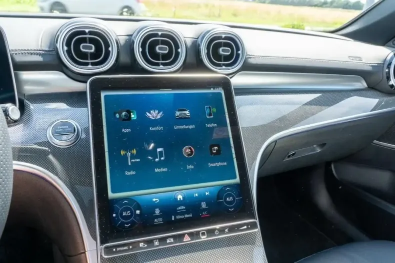 Mercedes-Benz C 300 din 2023 cu 20.600 km - oferta MER125821 - foto 15