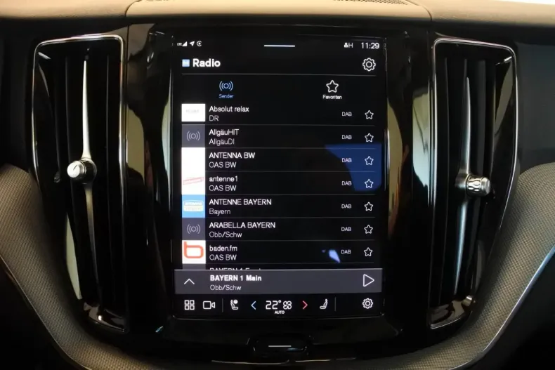 Volvo XC60 din 2023 cu 8.300 km - oferta VOL125829 - foto 18