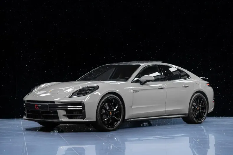 Porsche Panamera din 2024 cu 10 km - oferta POR125837 - foto 1