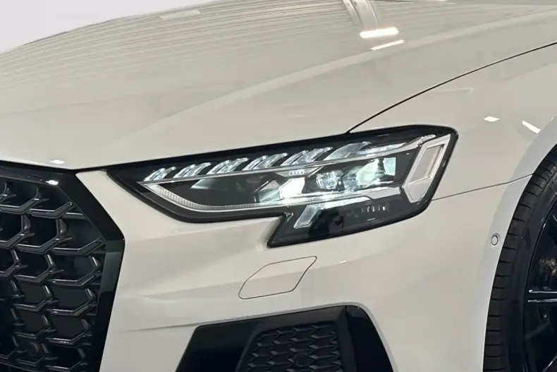 Audi S8 din 2023 cu 4.900 km - oferta AUD125840 - foto 9