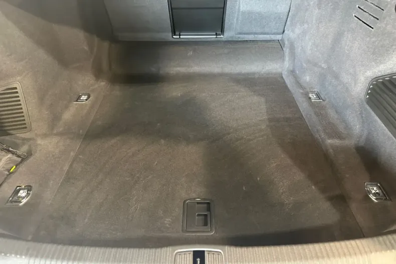 Audi S8 din 2023 cu 4.900 km - oferta AUD125840 - foto 11