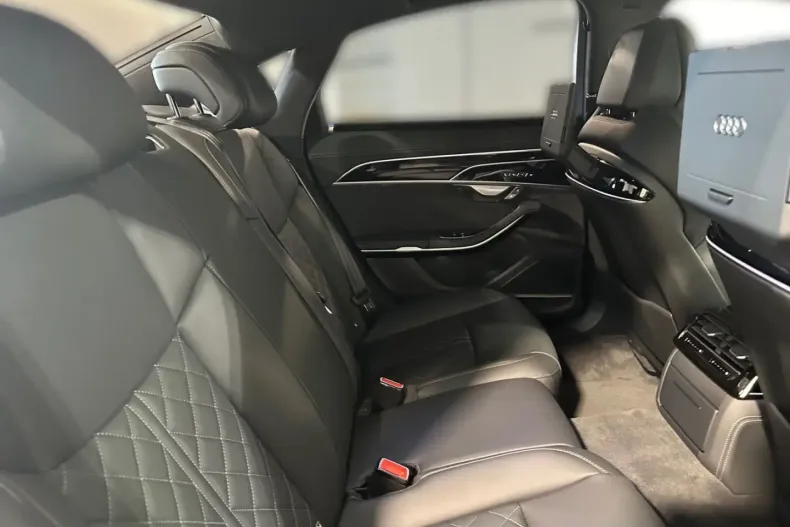 Audi S8 din 2023 cu 4.900 km - oferta AUD125840 - foto 20