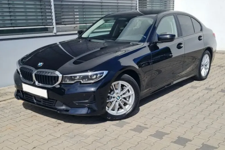 BMW 330 din 2020 cu 80.100 km - oferta BMW125842 - foto 1