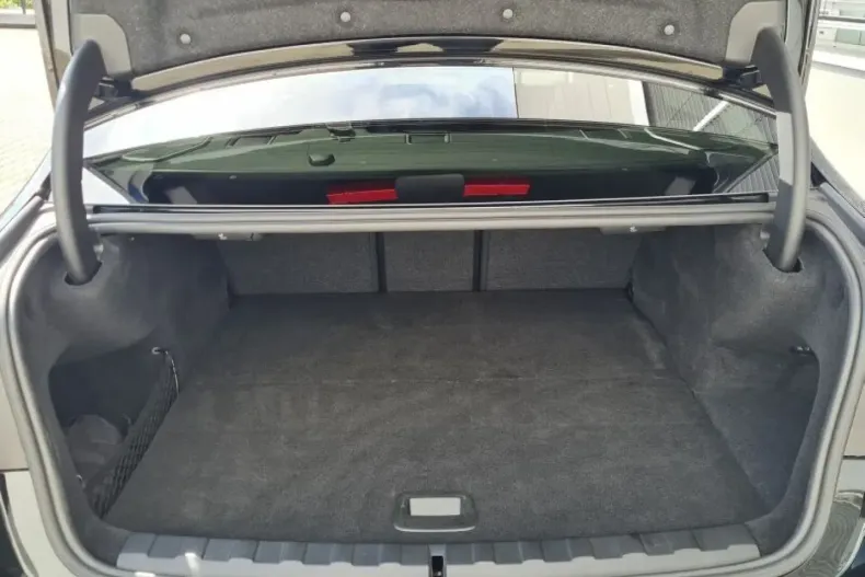 BMW 330 din 2020 cu 80.100 km - oferta BMW125842 - foto 10