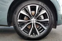 Volvo XC60 din 2023 cu 26.400 km - oferta VOL125844 - foto 6