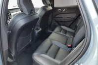 Volvo XC60 din 2023 cu 26.400 km - oferta VOL125844 - foto 9