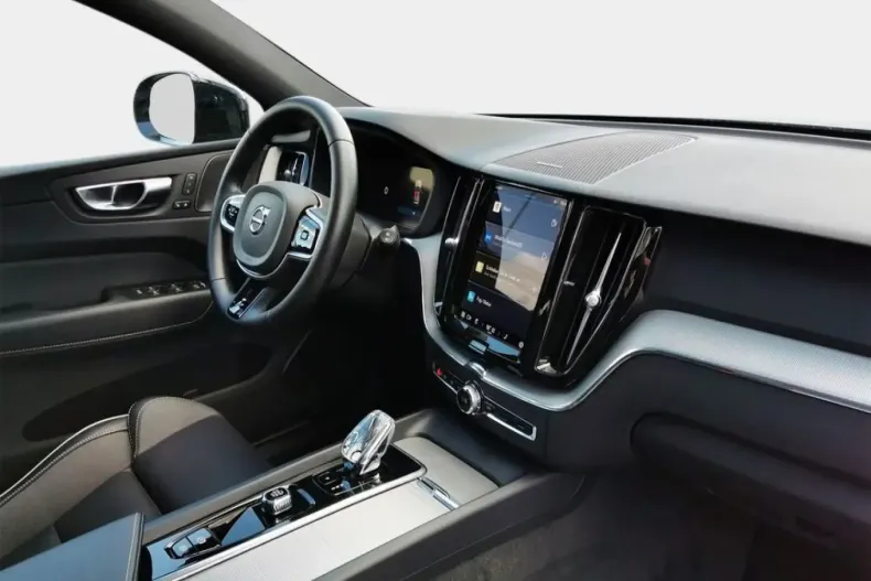 Volvo XC60 din 2023 cu 26.400 km - oferta VOL125844 - foto 10