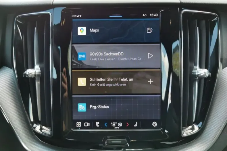 Volvo XC60 din 2023 cu 26.400 km - oferta VOL125844 - foto 13