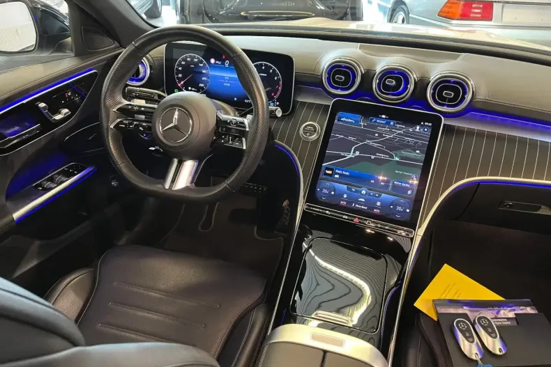 Mercedes-Benz C 300 din 2022 cu 10.400 km - oferta MER125845 - foto 8