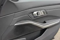 BMW 320 din 2021 cu 82.943 km - oferta BMW125847 - foto 18