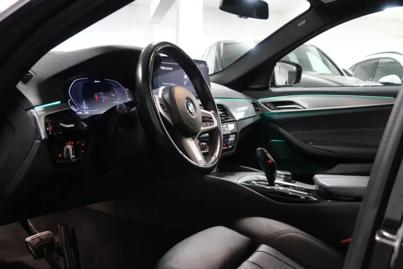 BMW 530 din 2021 cu 72.700 km - oferta BMW125850 - foto 10