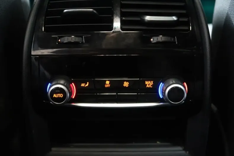 BMW 530 din 2021 cu 72.700 km - oferta BMW125850 - foto 23