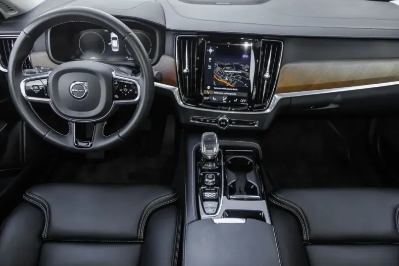 Volvo S90 din 2020 cu 41.400 km - oferta VOL125854 - foto 4