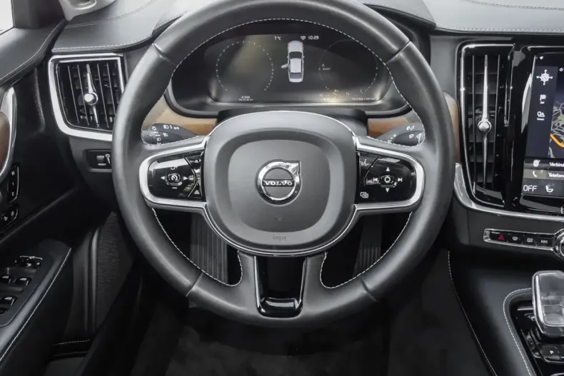 Volvo S90 din 2020 cu 41.400 km - oferta VOL125854 - foto 5