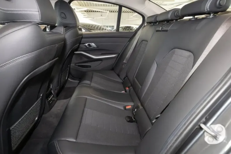 BMW 320 din 2020 cu 95.350 km - oferta BMW125859 - foto 7